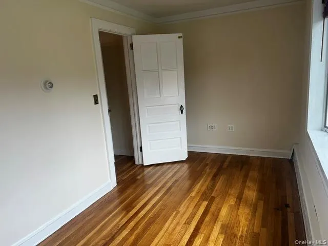 30 Smith Street Glen Cove, NY 11542