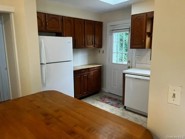 30 Smith Street Glen Cove, NY 11542