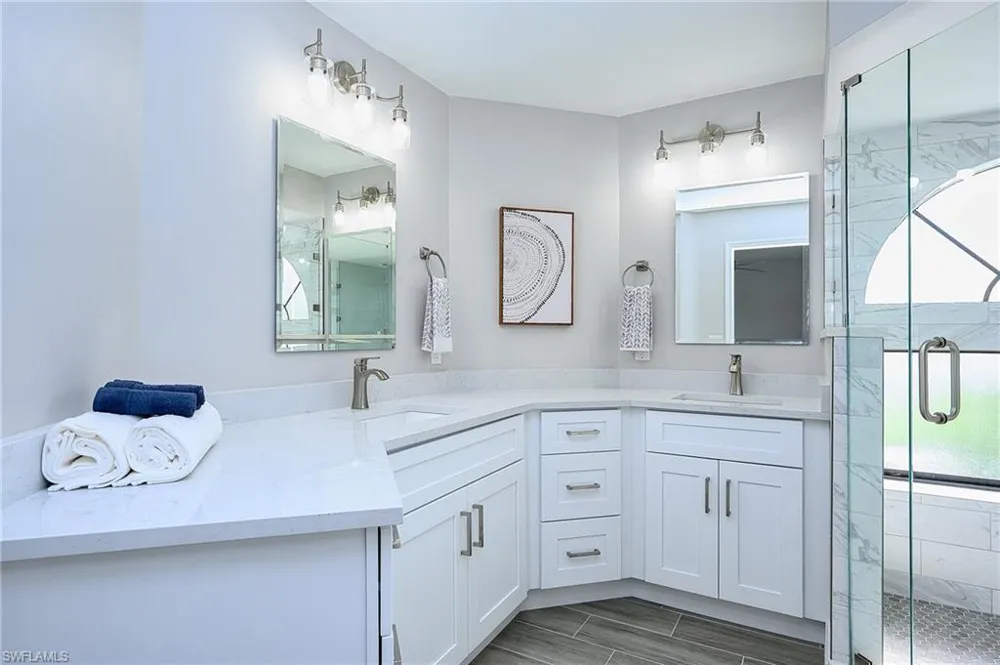 583 Beachwalk Circle #Q-202 Naples, FL 34108
