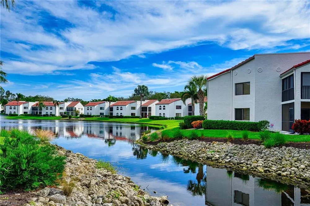 583 Beachwalk Circle #Q-202 Naples, FL 34108