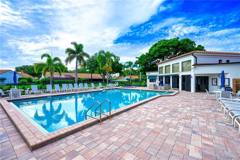 583 Beachwalk Circle #Q-202 Naples, FL 34108