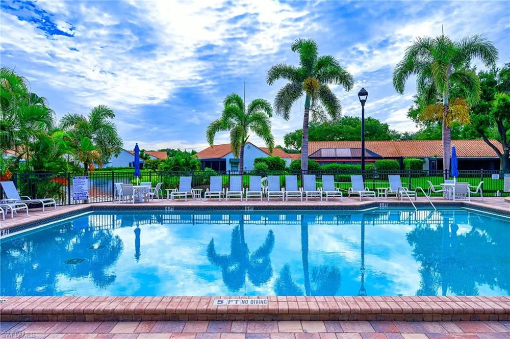583 Beachwalk Circle #Q-202 Naples, FL 34108