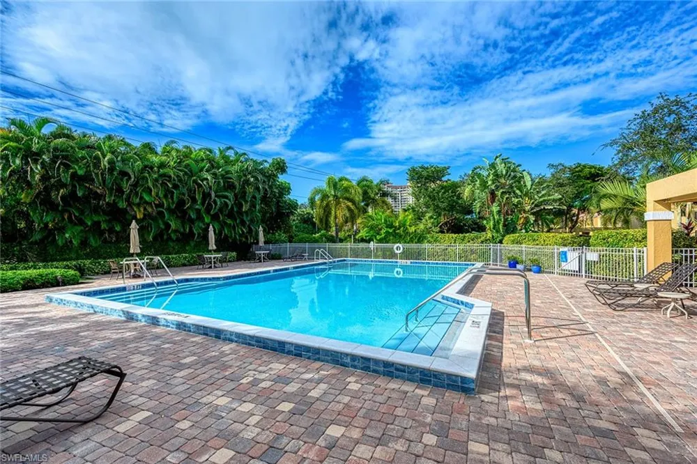 583 Beachwalk Circle #Q-202 Naples, FL 34108
