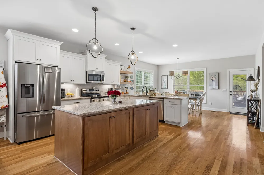 3242 Pinson School Rd Greenbrier, TN 37073