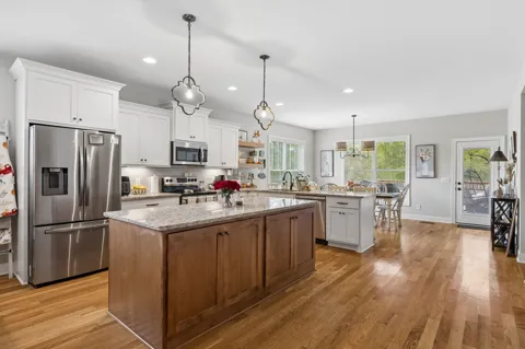 3242 Pinson School Rd