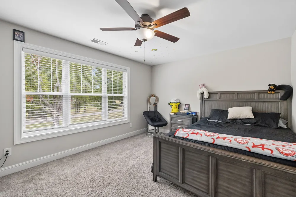 3242 Pinson School Rd Greenbrier, TN 37073