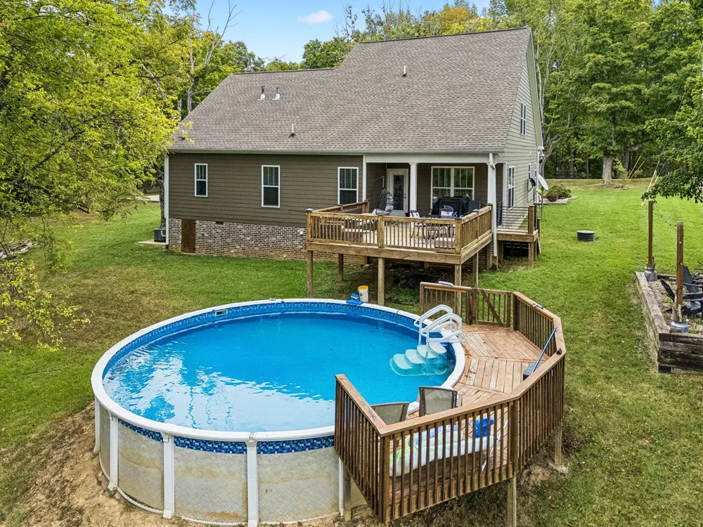3242 Pinson School Rd Greenbrier, TN 37073