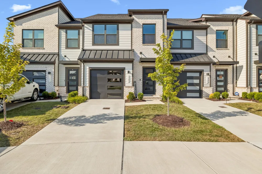 1161 Riverbrook Drive Gallatin, TN 37066