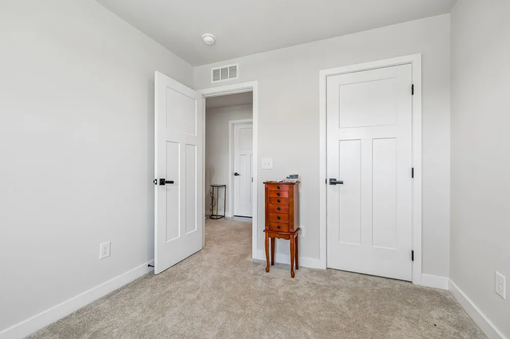 1161 Riverbrook Drive Gallatin, TN 37066