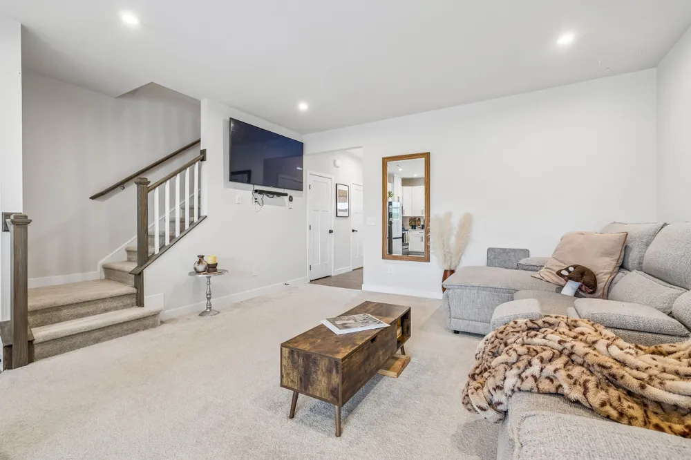 1161 Riverbrook Drive Gallatin, TN 37066
