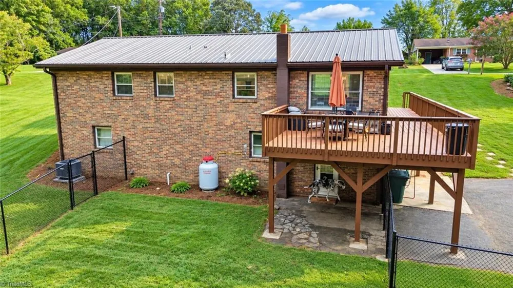 359 Ruritan Park Road North Wilkesboro, NC 28659