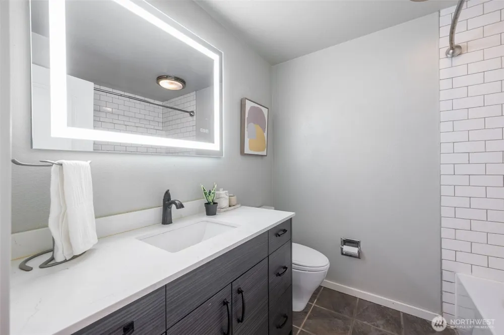 29219 13th Place S Federal Way, WA 98003