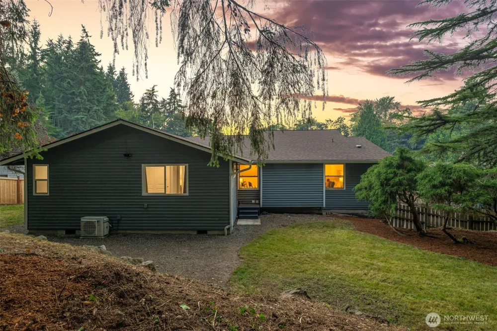 29219 13th Place S Federal Way, WA 98003