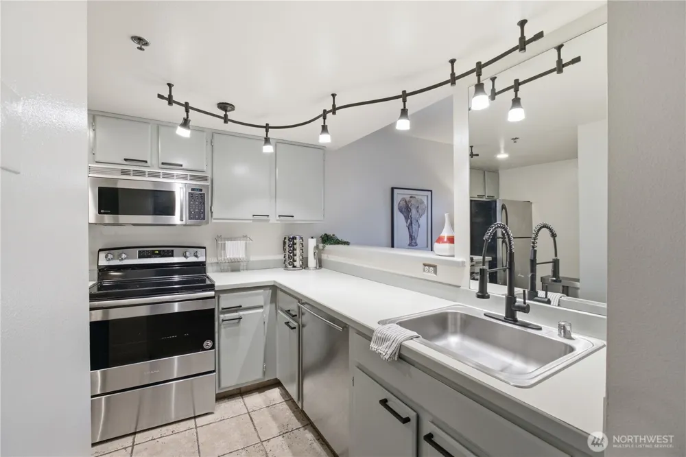 505 E Denny Way #A305 Seattle, WA 98122