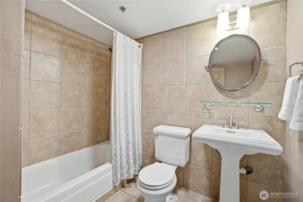 505 E Denny Way #A305 Seattle, WA 98122