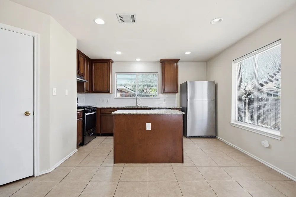 3005 Sugar Berry Cove Round Rock, TX 78664