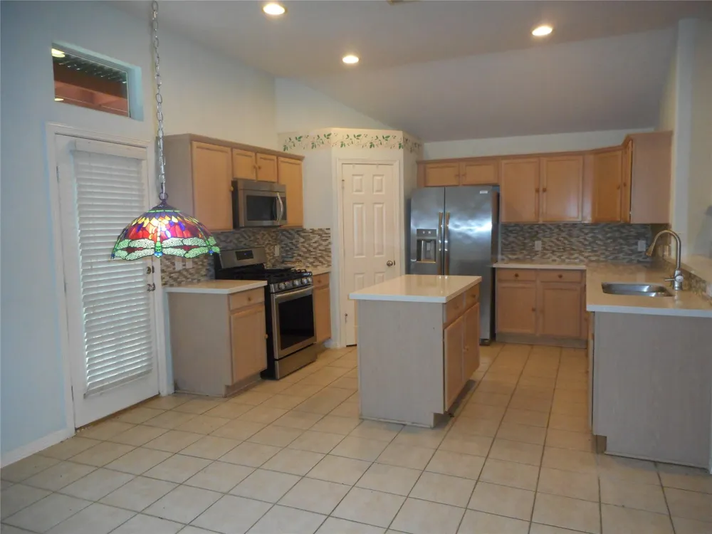 723 Levi Bend Magnolia, TX 77354