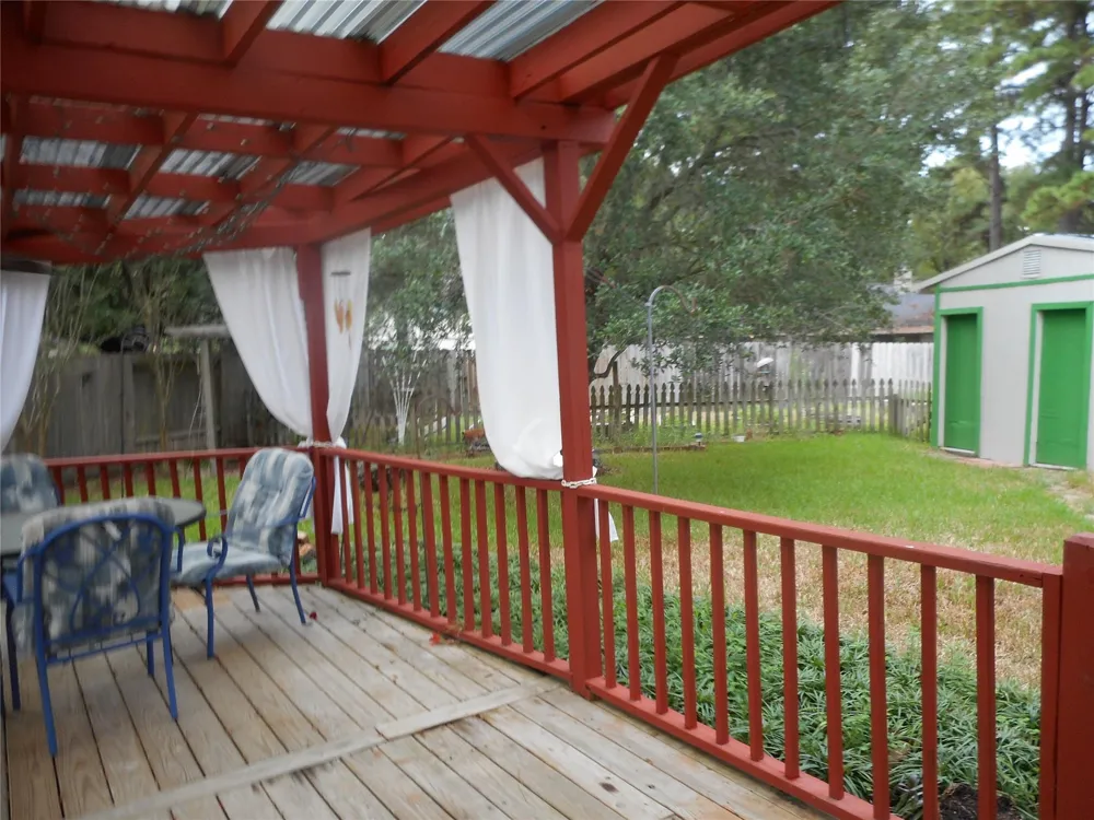 723 Levi Bend Magnolia, TX 77354