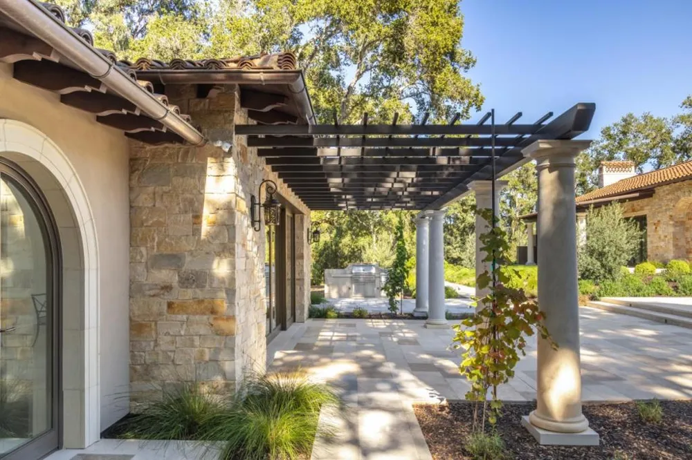 7 Blue Ridge Lane Woodside, CA 94062