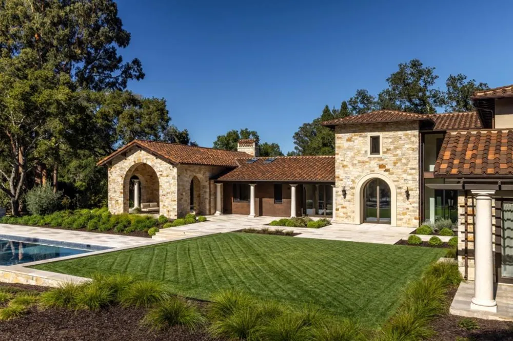 7 Blue Ridge Lane Woodside, CA 94062