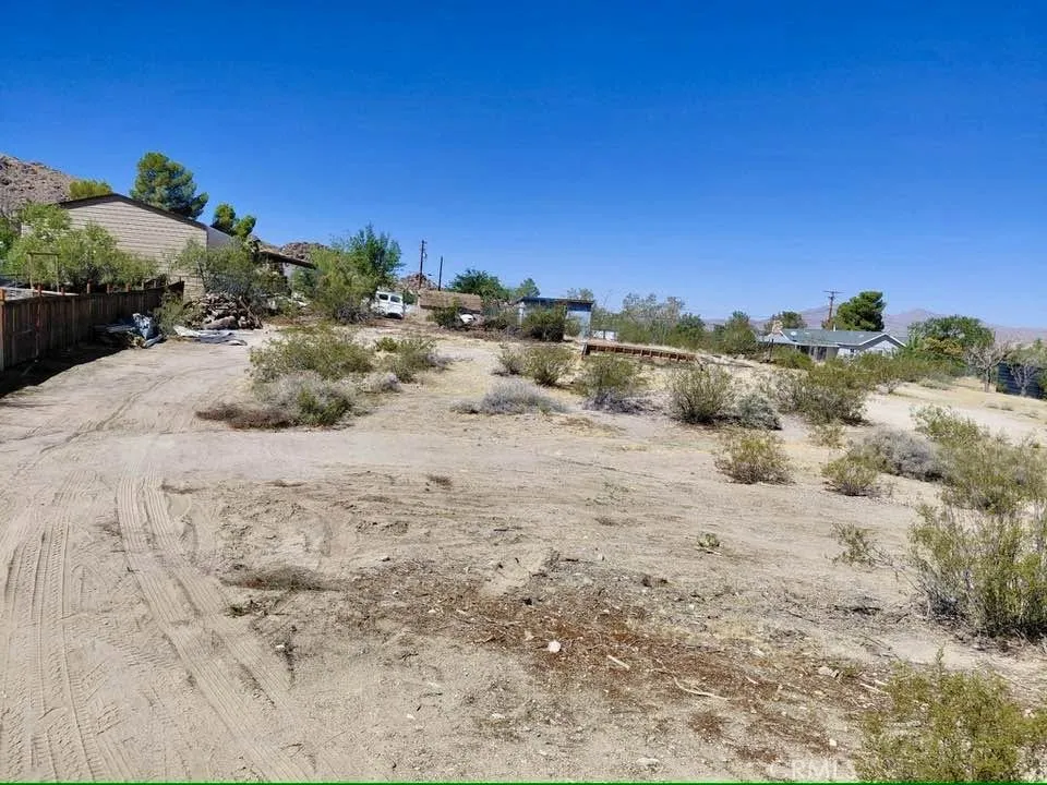 9268 Mesa Lucerne Valley, CA 92356