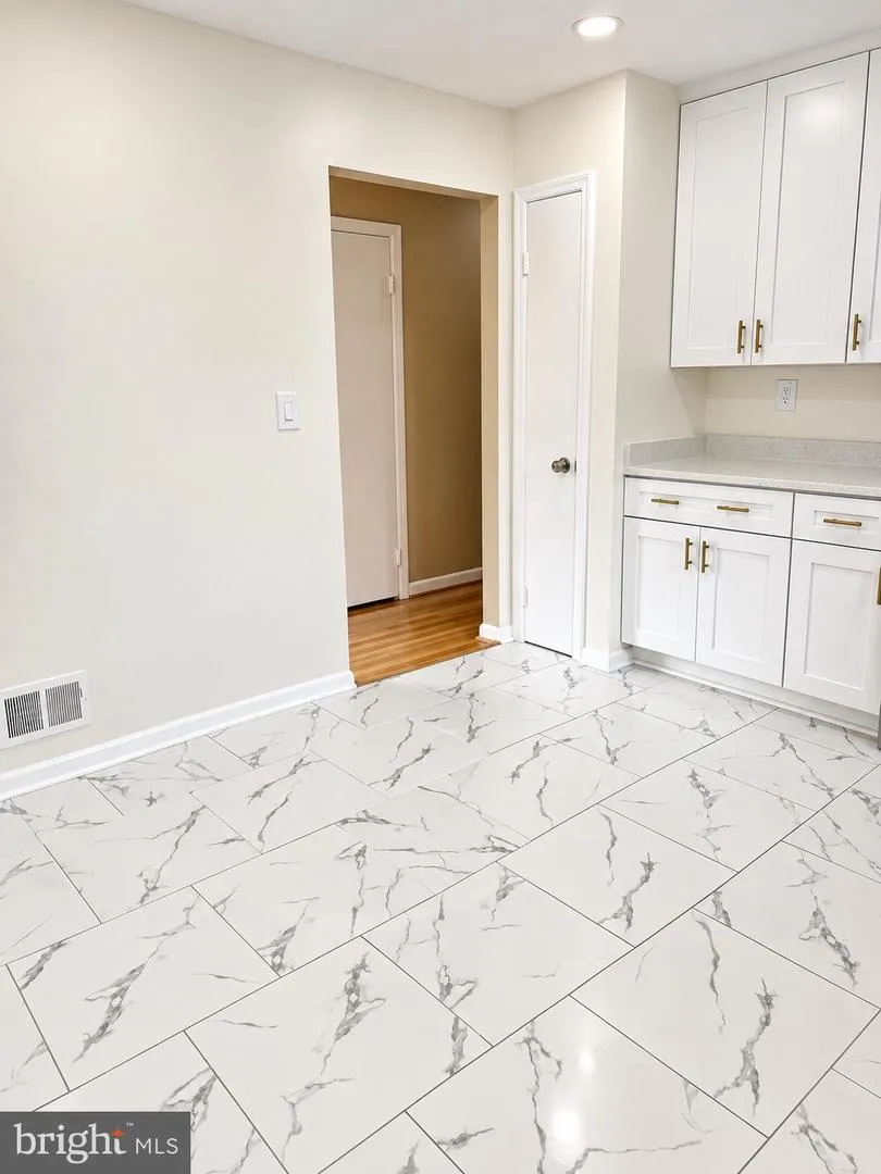 306 DIAS DRIVE Fort Washington, MD 20744