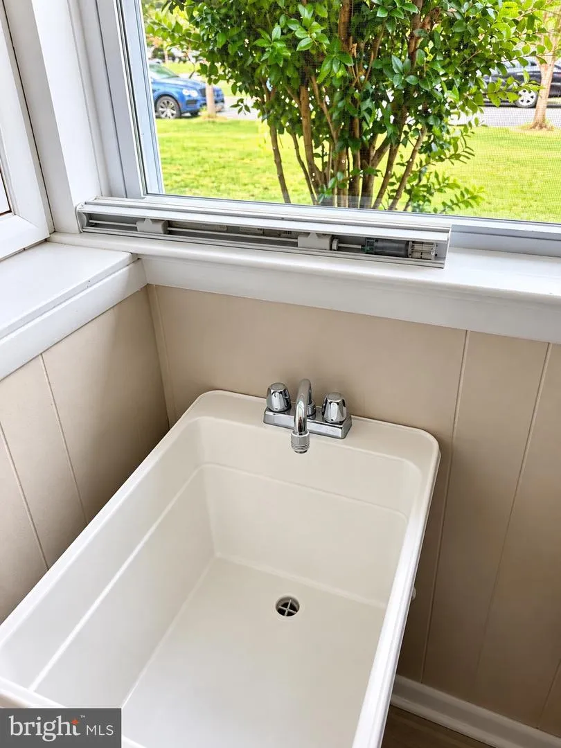 306 DIAS DRIVE Fort Washington, MD 20744