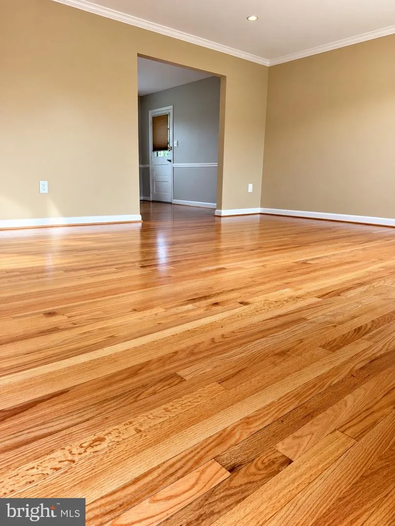 306 DIAS DRIVE Fort Washington, MD 20744
