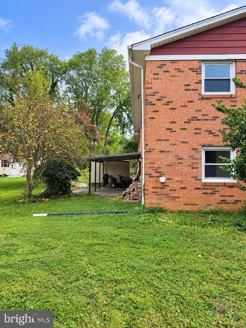 306 DIAS DRIVE Fort Washington, MD 20744