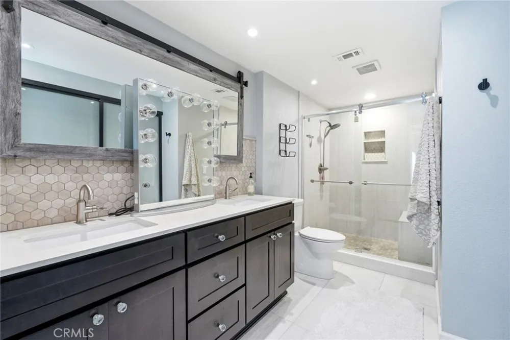 255 S Vista Del Monte Anaheim, CA 92807