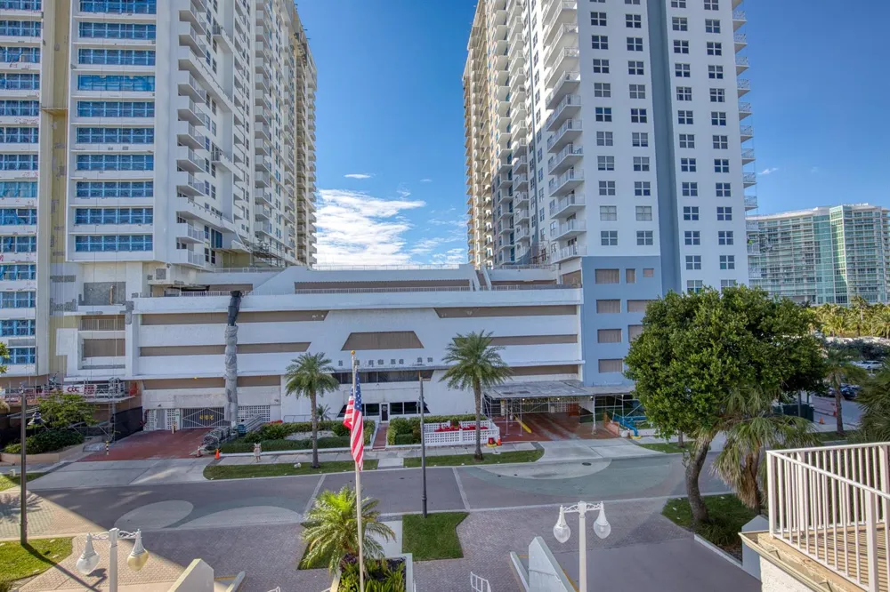 101 Briny Avenue #2012 Pompano Beach, FL 33062