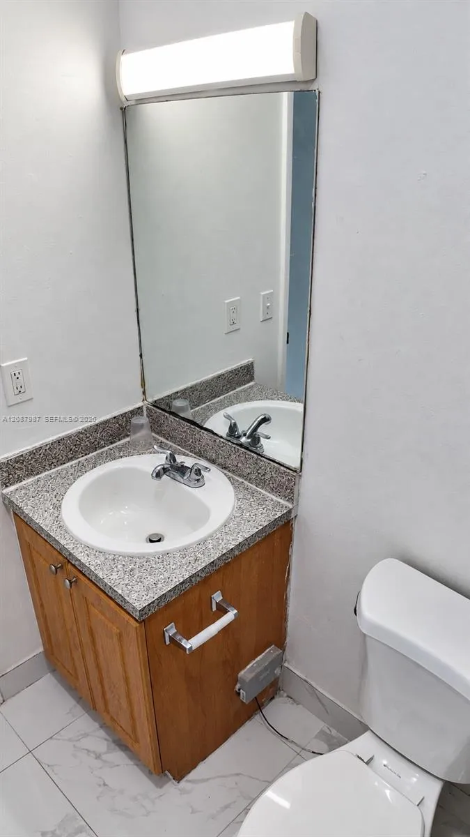 11150 SW 196th St #404 Cutler Bay, FL 33157