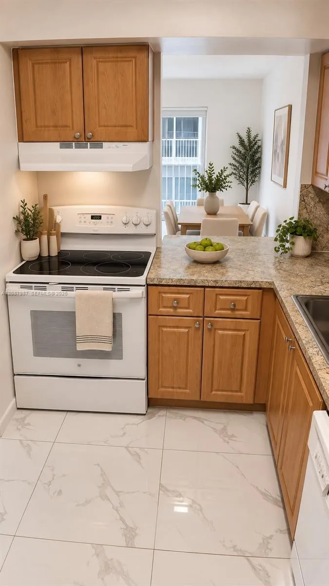 11150 SW 196th St #404 Cutler Bay, FL 33157