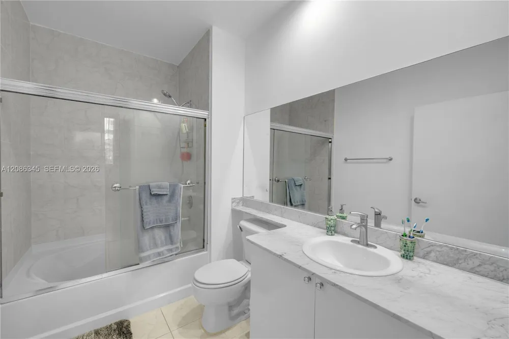 2775 NE 187th St #120 Aventura, FL 33180