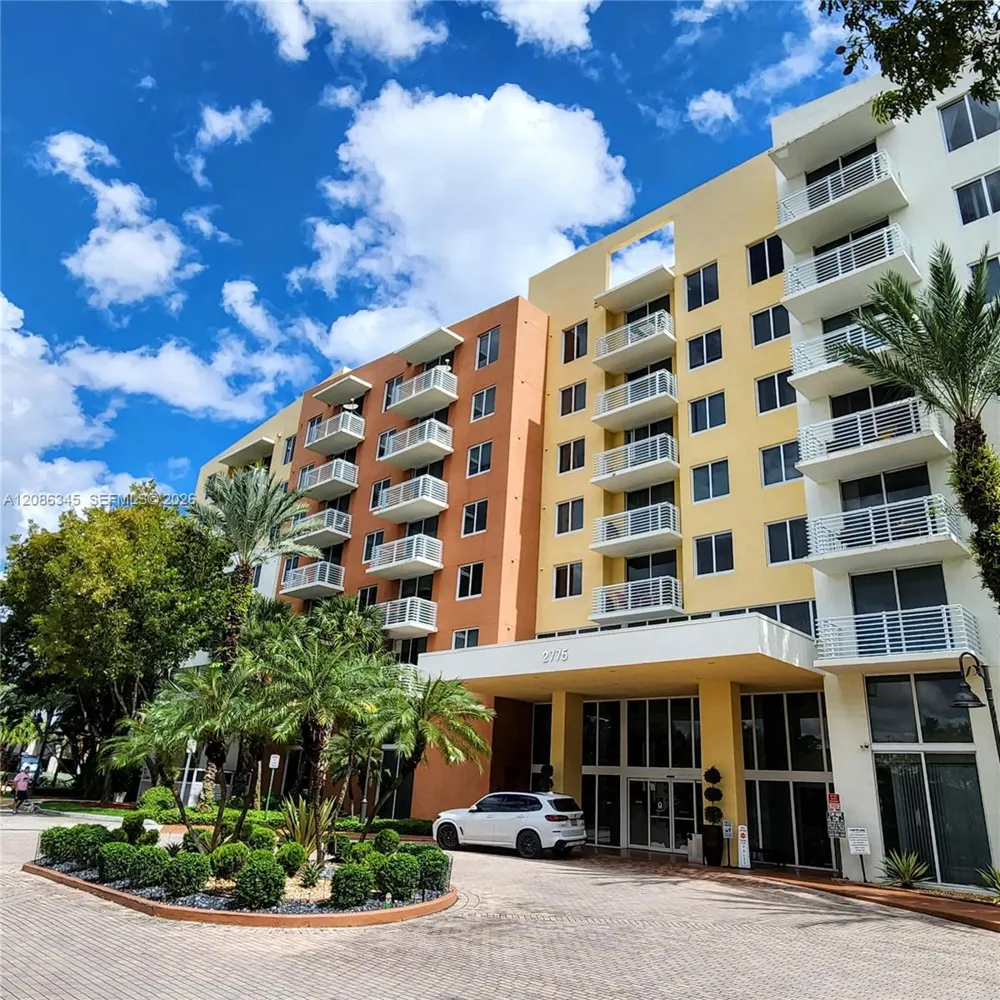 2775 NE 187th St #120 Aventura, FL 33180