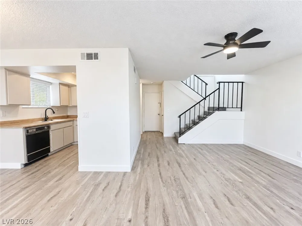 4346 Caliente Street Las Vegas, NV 89119