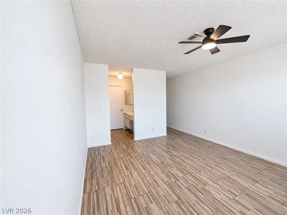 4346 Caliente Street Las Vegas, NV 89119