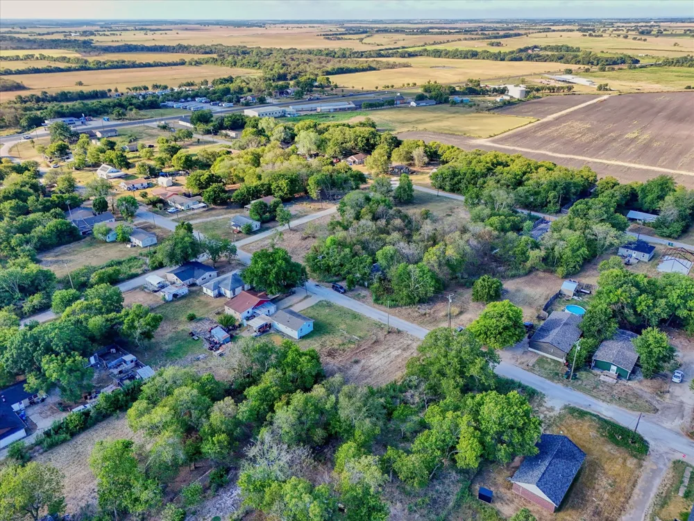 312 Waco Street Mart, TX 76664