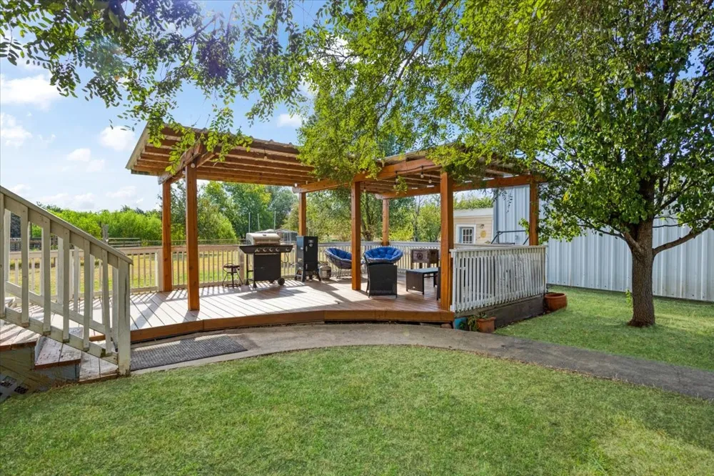 7634 Preston Road Denison, TX 75020