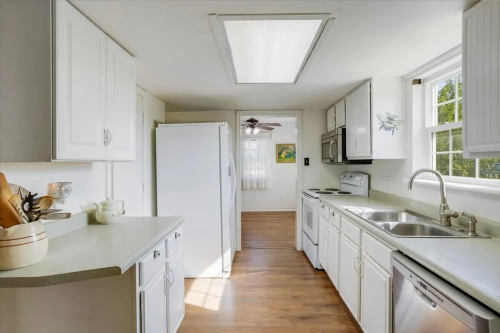 7634 Preston Road Denison, TX 75020