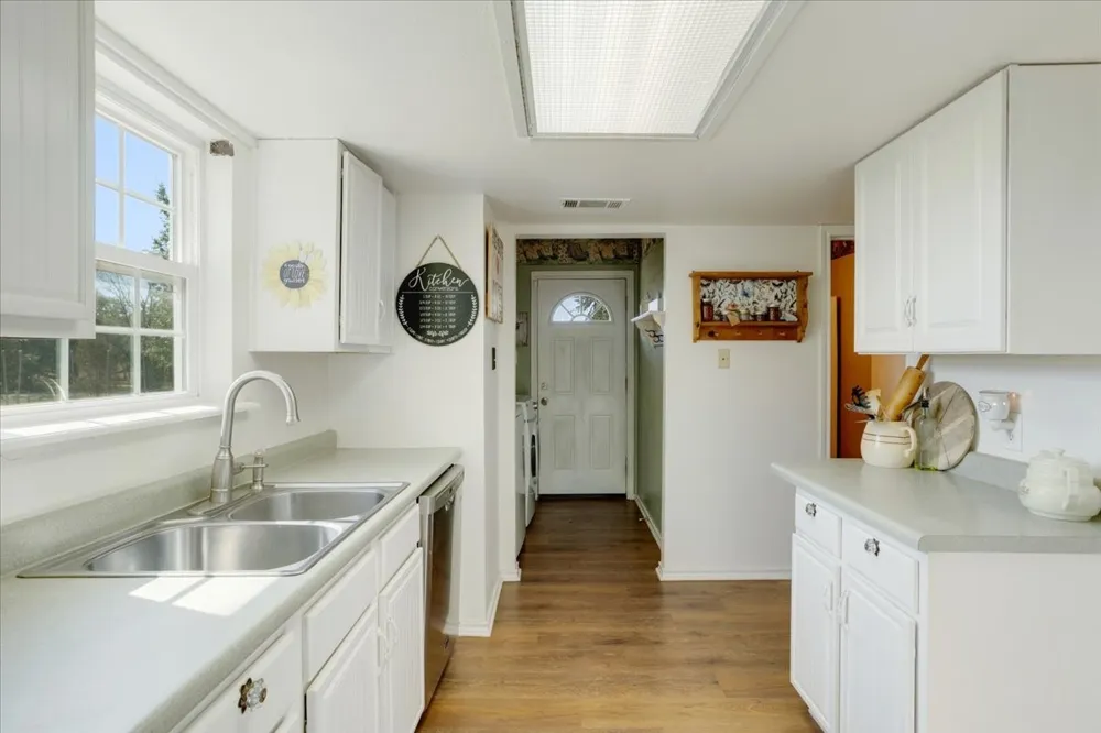 7634 Preston Road Denison, TX 75020