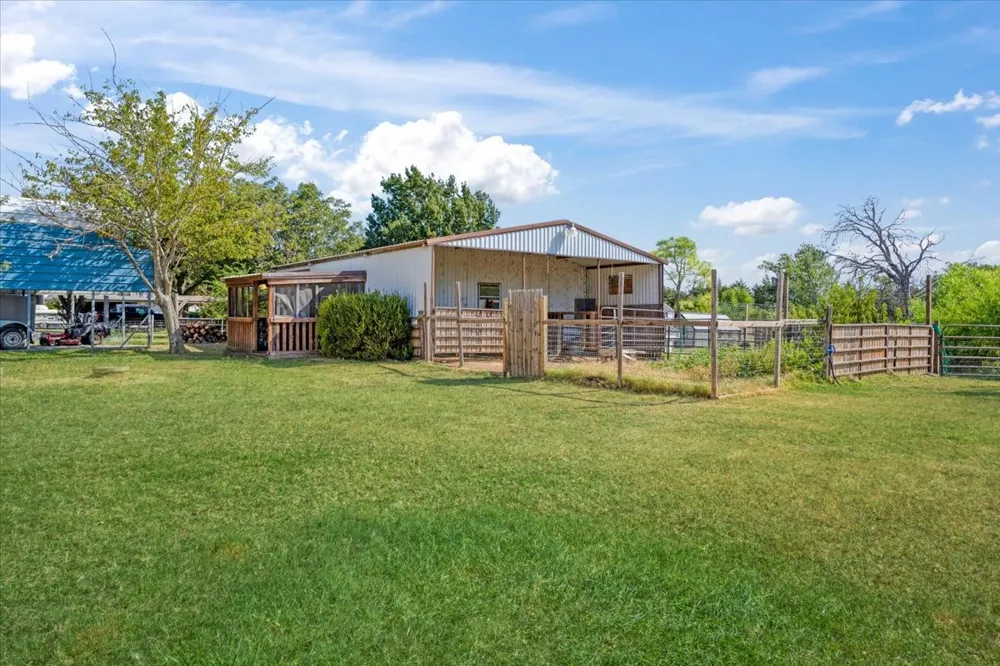 7634 Preston Road Denison, TX 75020