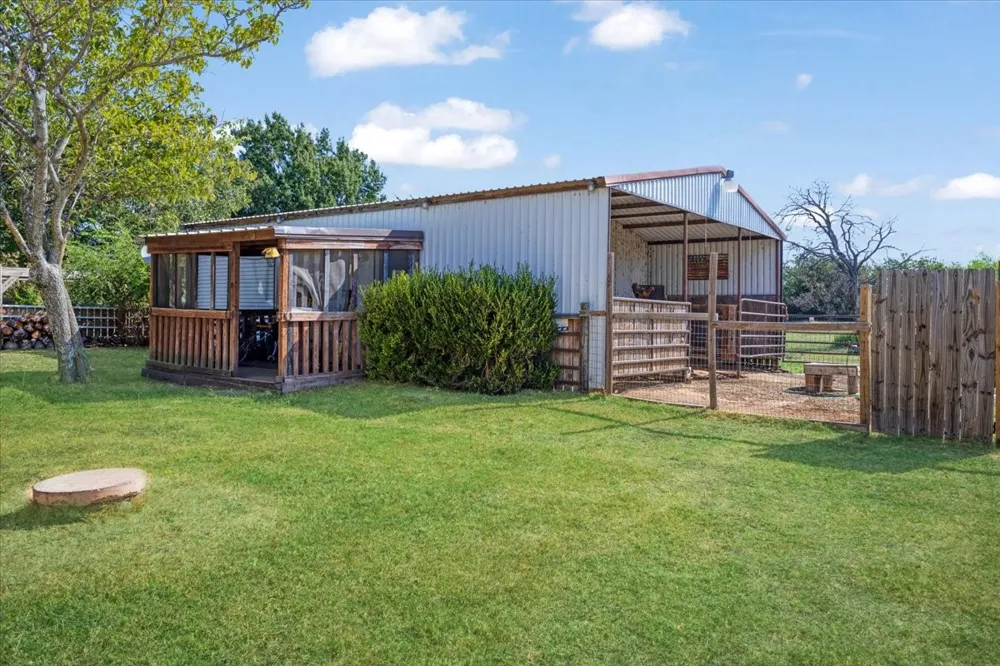 7634 Preston Road Denison, TX 75020