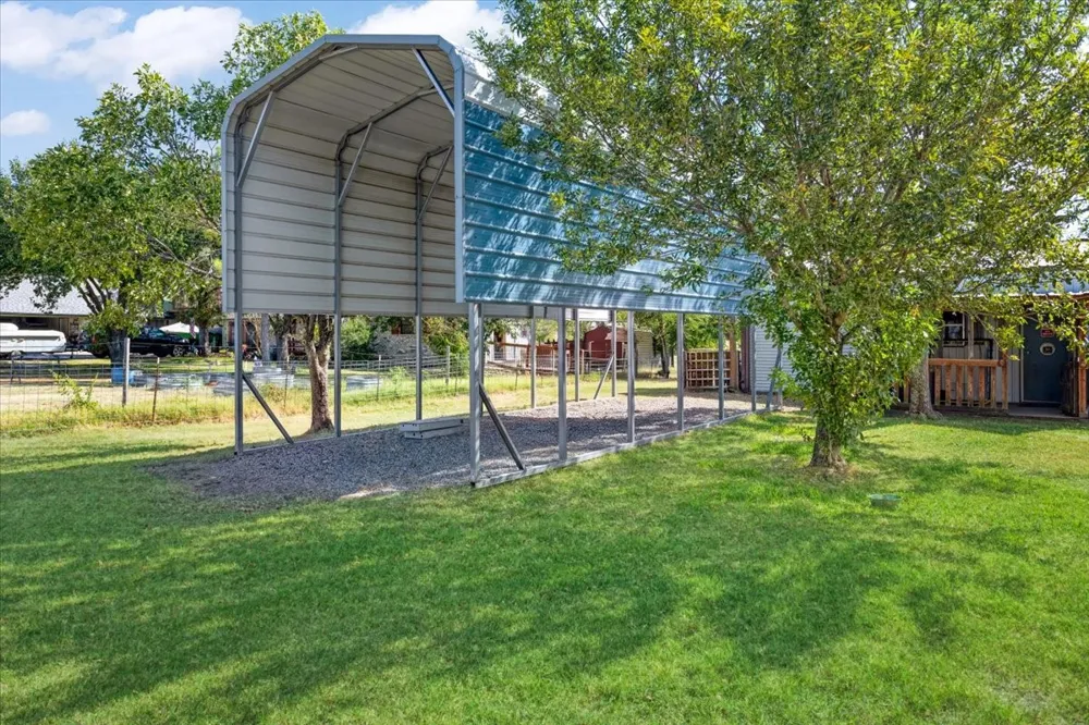 7634 Preston Road Denison, TX 75020