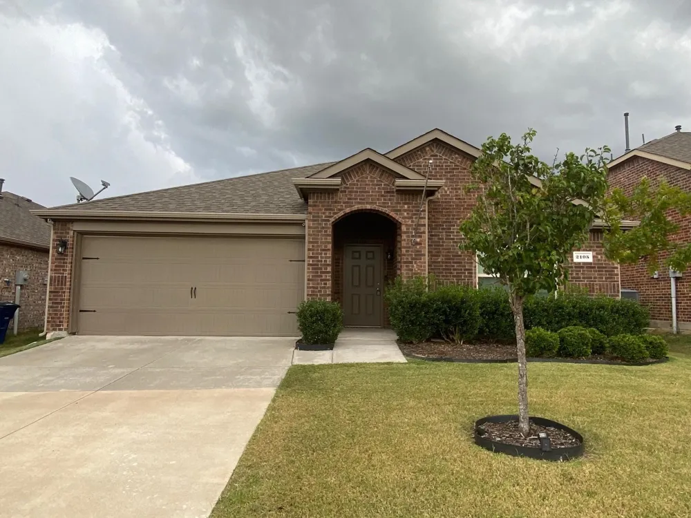 2105 Meadow Park Drive Princeton, TX 75407