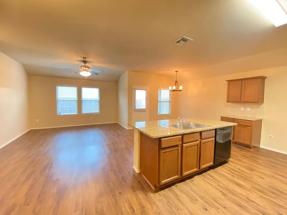 2105 Meadow Park Drive Princeton, TX 75407