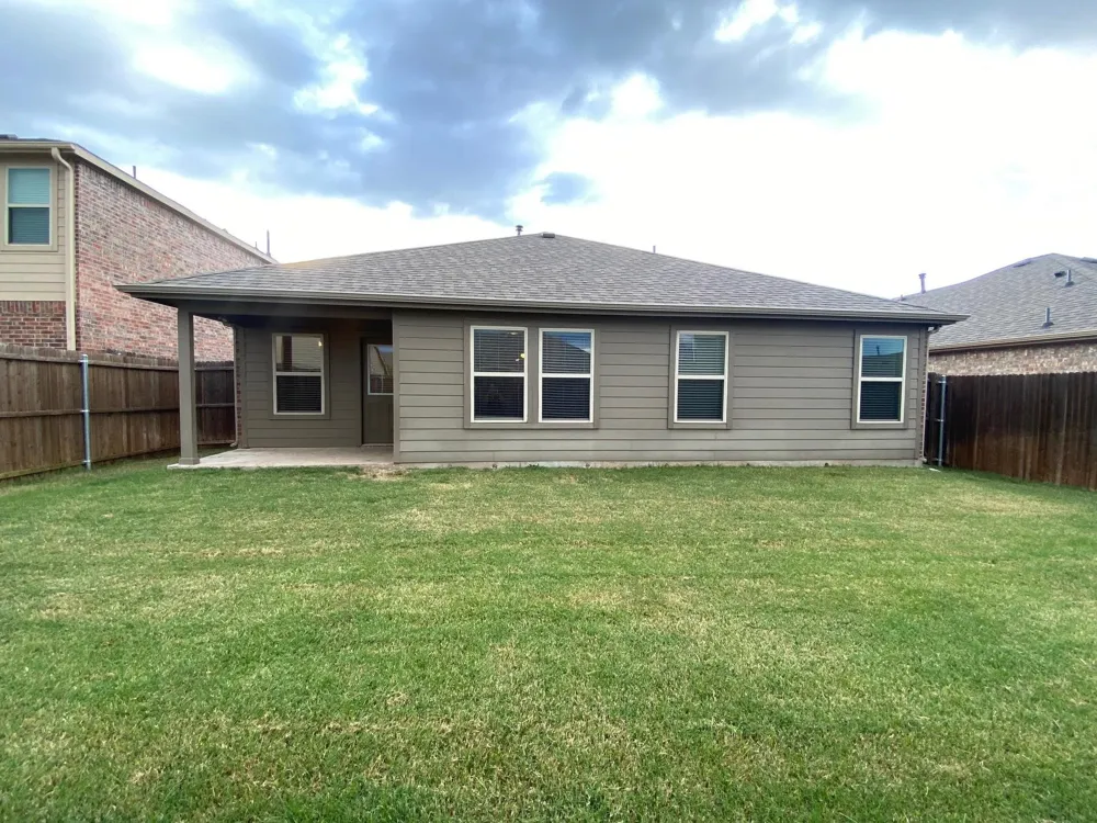 2105 Meadow Park Drive Princeton, TX 75407