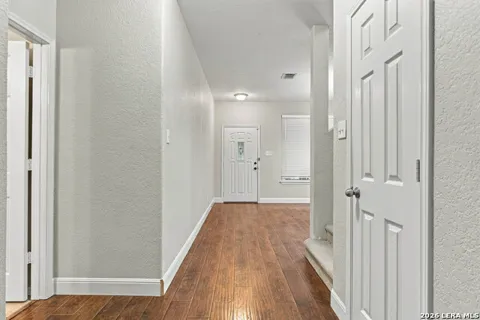 7738 Paraiso Cir