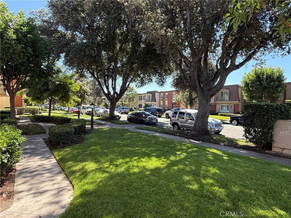 1803 W Greenleaf Anaheim, CA 92801