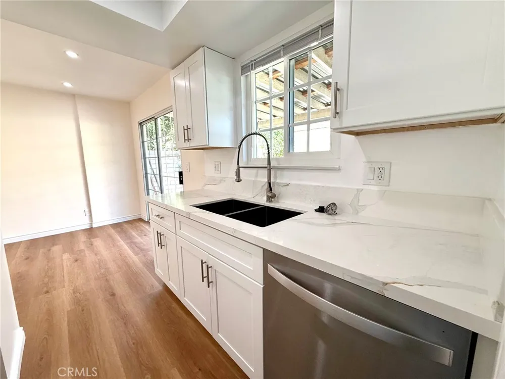 1803 W Greenleaf Anaheim, CA 92801